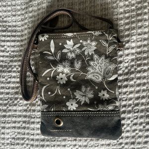 Myra Crossbody purse